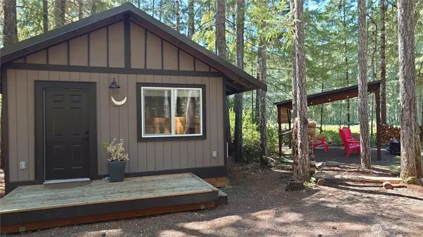 80 N Kings Way, Hoodsport, WA 98548