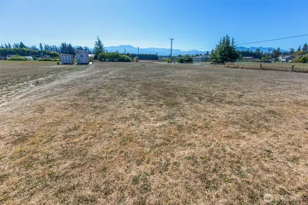 28 Cameron Acres Lane, Sequim, WA 98382