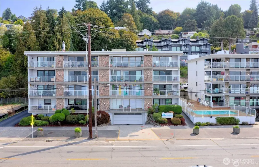 2104 Alki Avenue Sw #205, Seattle, WA 98116 - #2