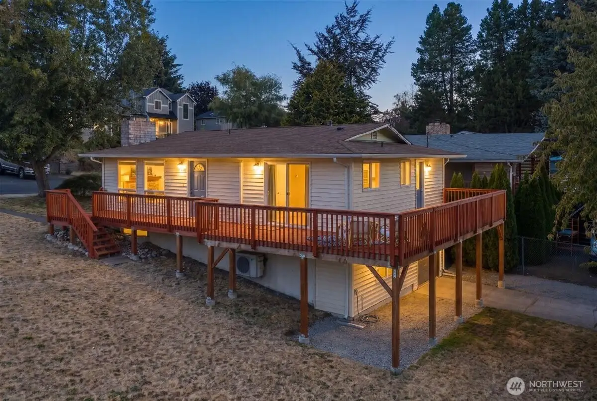 1351 S Highland Avenue, Tacoma, WA 98465 - #1