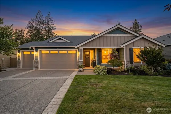 973 Rainier Loop, Mount Vernon, WA 98274