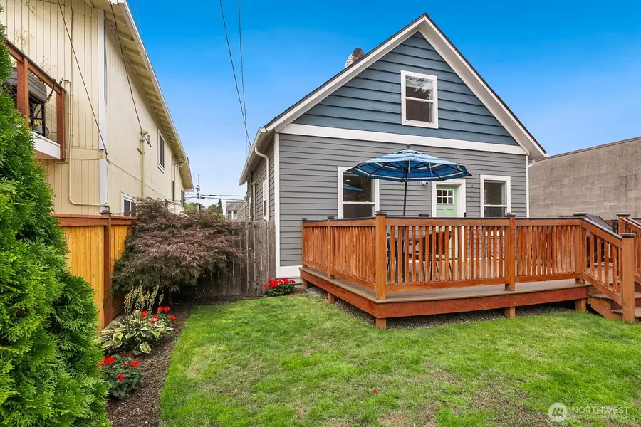 6271 Ellis Avenue S, Seattle, WA 98108 - #2