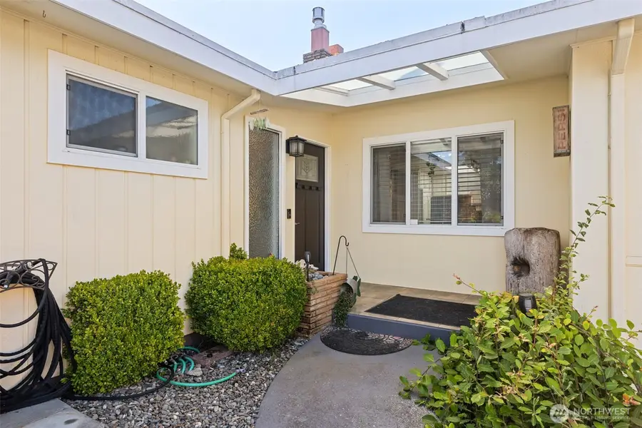 142 W Columbus Avenue, Port Angeles, WA 98362 - #2