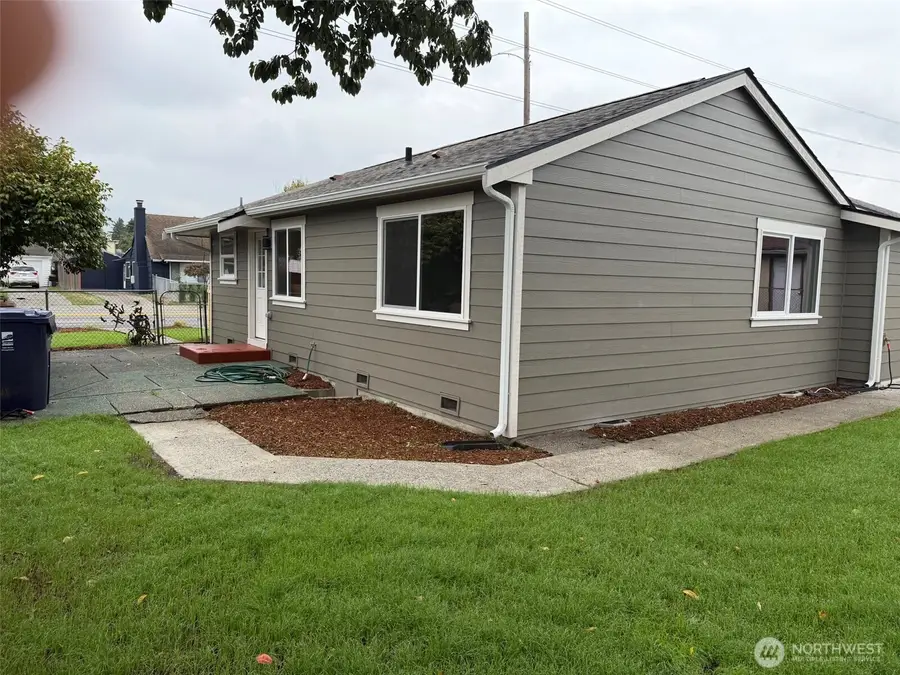 857 S 72nd Street, Tacoma, WA 98408 - #3
