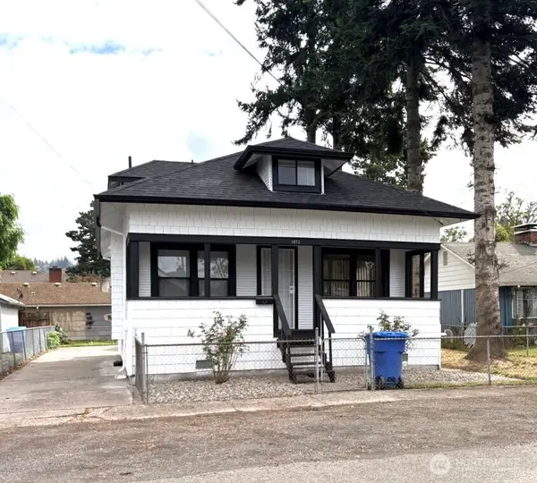 1012 S 6th Street, Kelso, WA 98626
