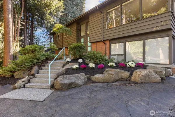 2515 NE 106th Place, Seattle, WA 98125