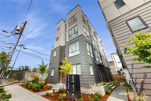 1300 E Remington Court #B, Seattle, WA 98122