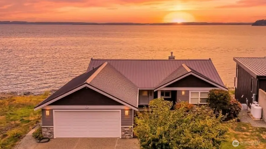 1106 Bayshore Drive, Camano Island, WA 98282 - #2