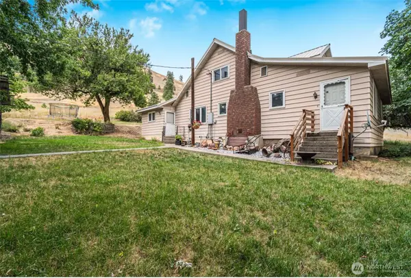 792 Hwy 395 #A, Kettle Falls, WA 99141