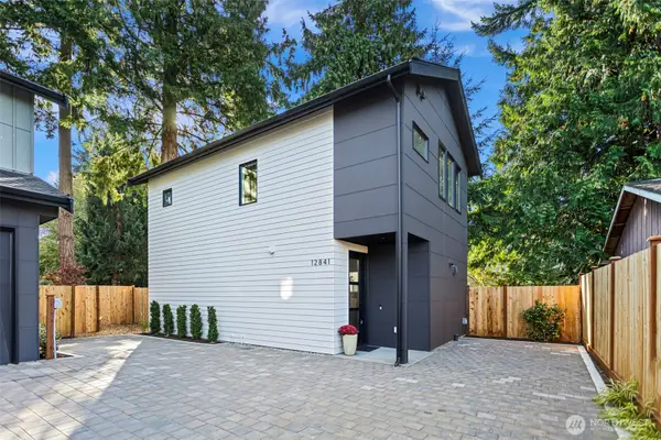 12841 NE 112th Street, Kirkland, WA 98033
