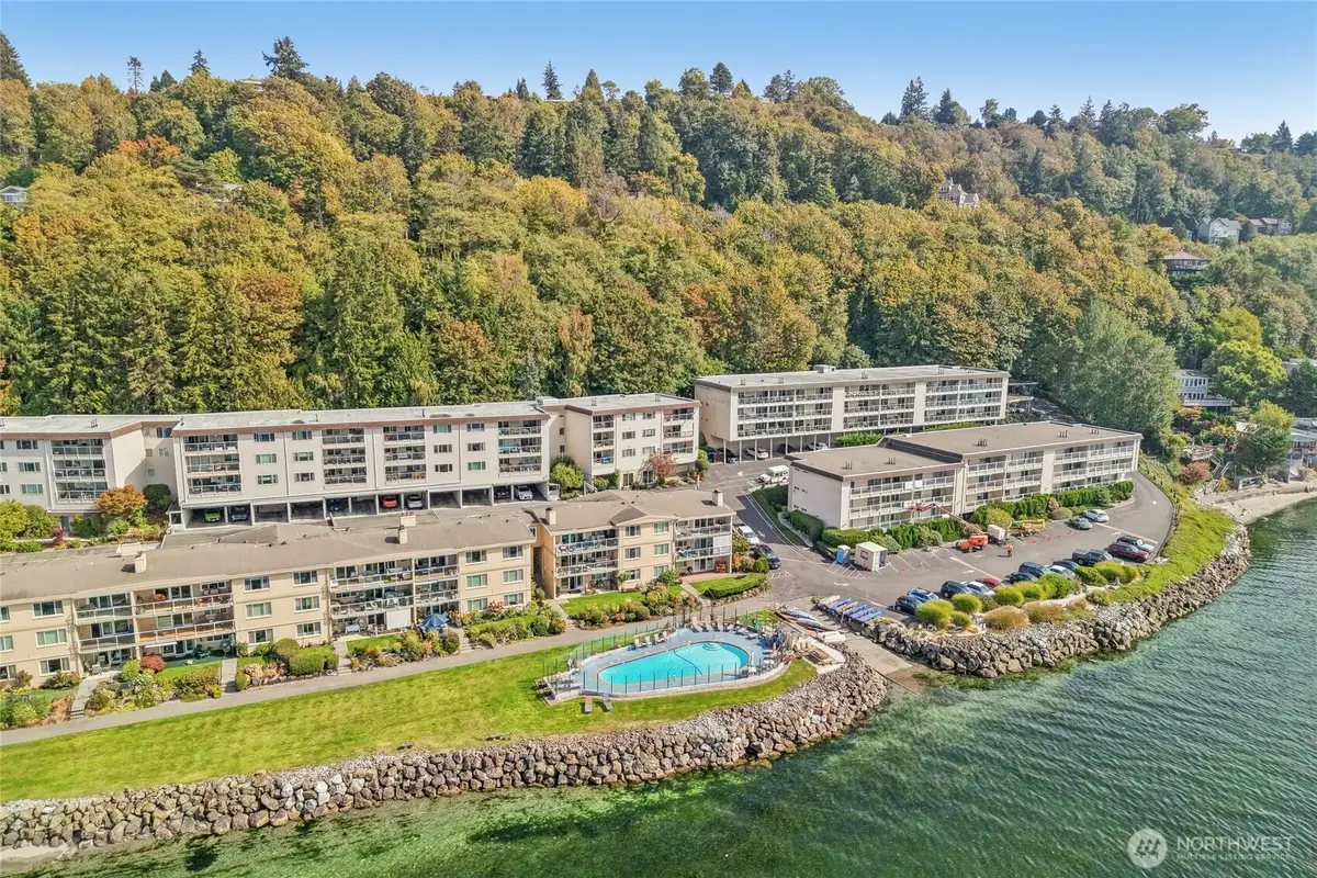 10203 47th Avenue Sw #B3, Seattle, WA 98146 - #1