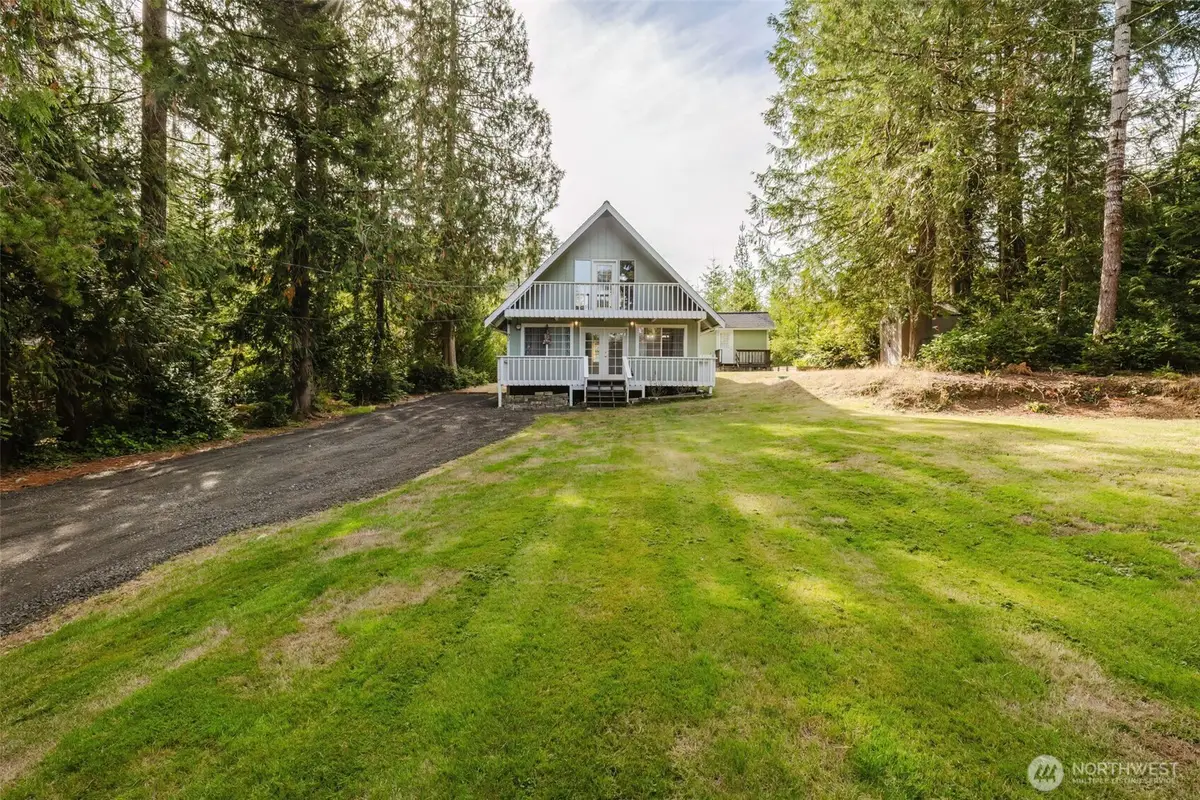 90 E Snow Cap Drive, Belfair, WA 98528 - #1