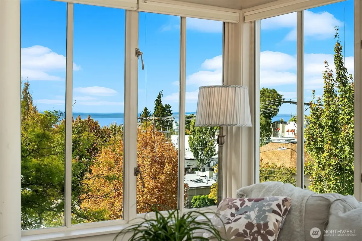 522 Dayton Street, Edmonds, WA 98020 - #1