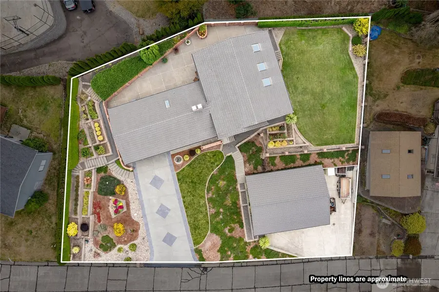 2454 Archwood Drive, Longview, WA 98632 - #3