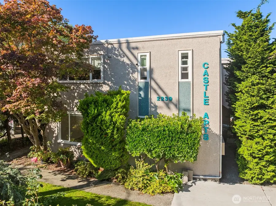 2239 Yale Avenue E, Seattle, WA 98102 - #2