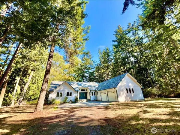 561 Grandview Drive, Sequim, WA 98382