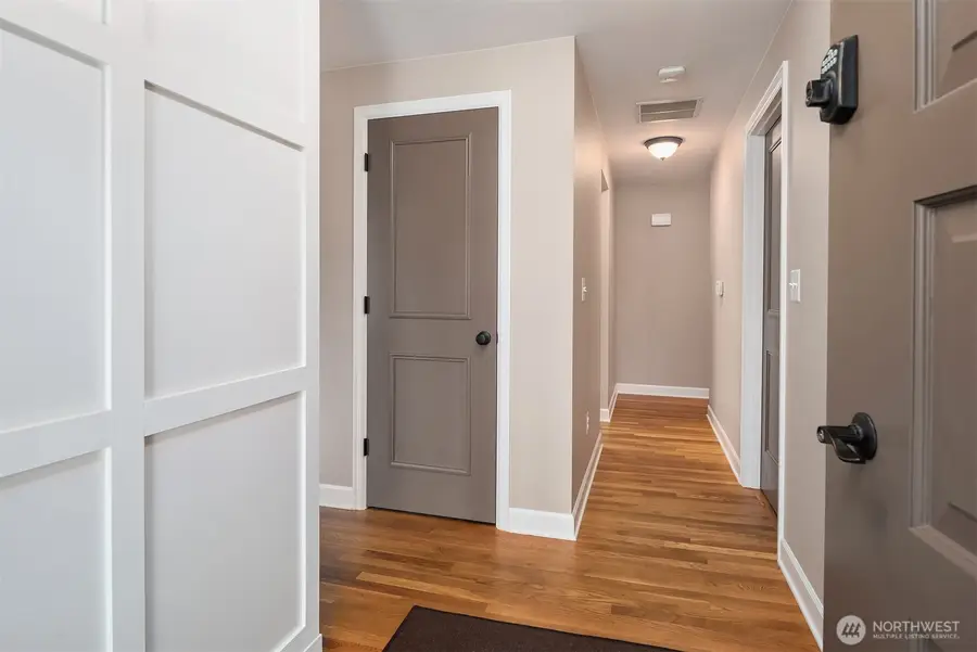1825 Camas Avenue Ne, Renton, WA 98056 - #3