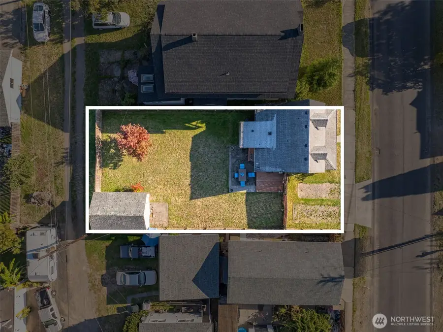 336 3rd Avenue Sw, Castle Rock, WA 98611 - #2