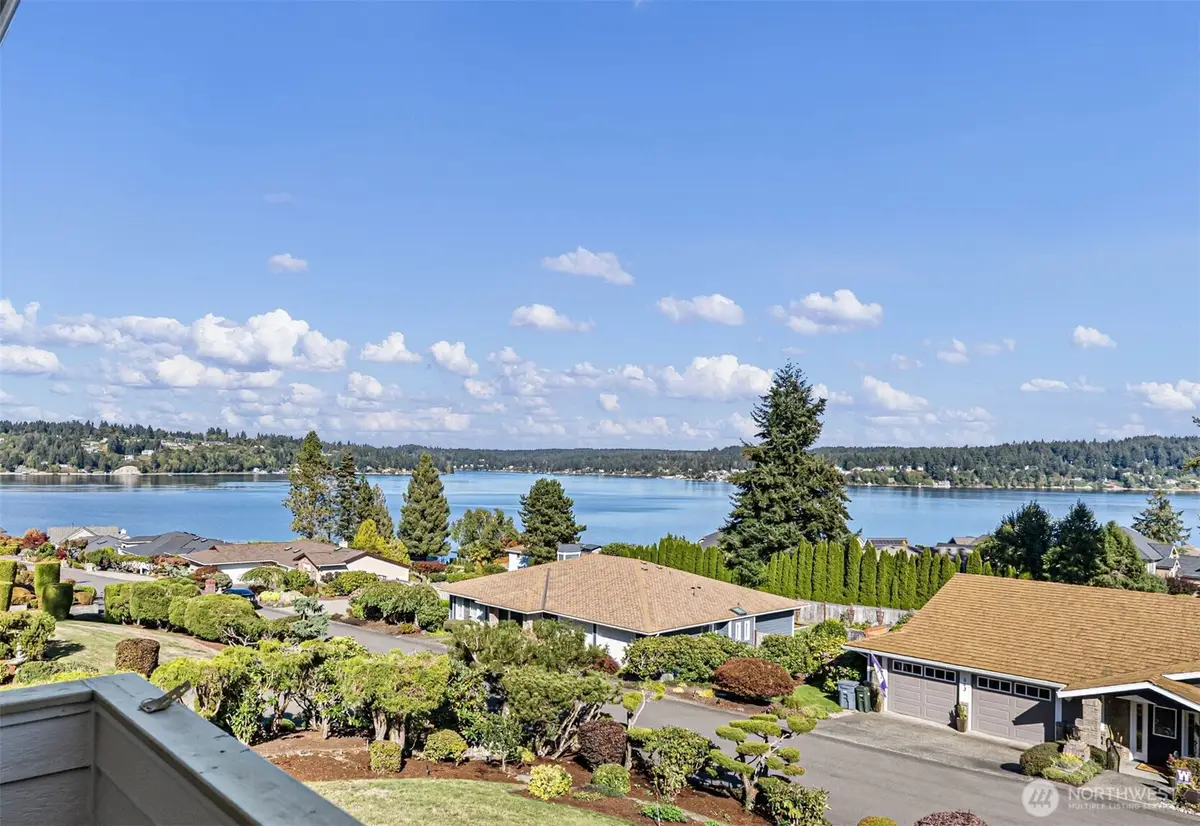 642 9th Court, Fox Island, WA 98333 - #1
