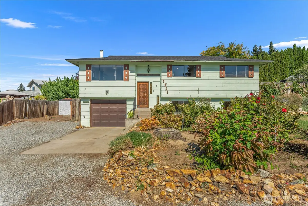 1711 7th Street Ne, East Wenatchee, WA 98802 - #1