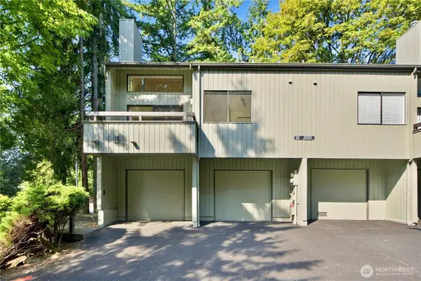 3501 108th Place Ne, Bellevue, WA 98004