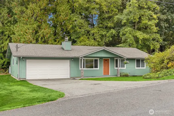 26452 Edgewater Boulevard Nw, Poulsbo, WA 98370