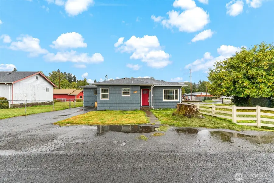 334 Roake Avenue, Castle Rock, WA 98611 - #2