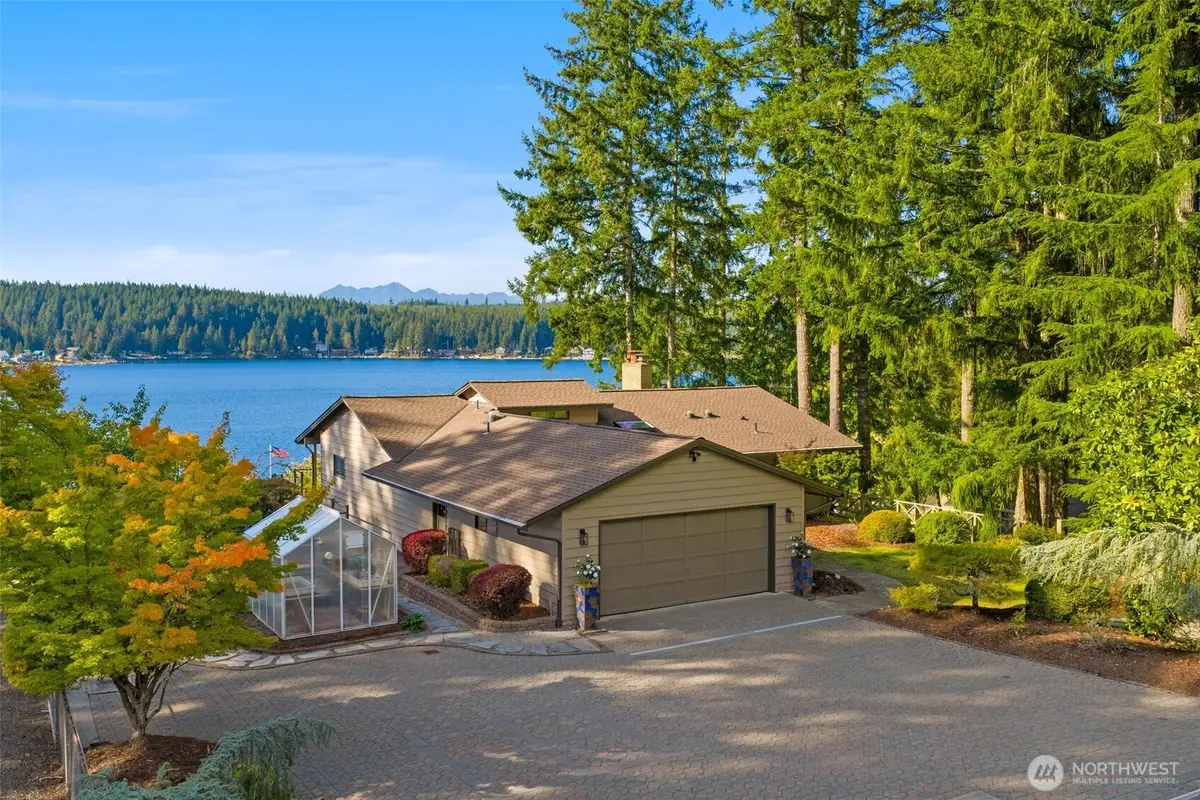 721 E Mason Lake Drive E, Grapeview, WA 98546 - #1