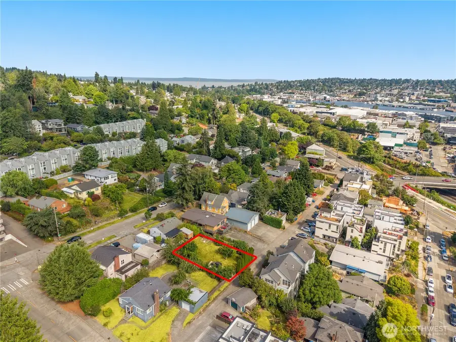 3812 24th Avenue W, Seattle, WA 98199 - #3
