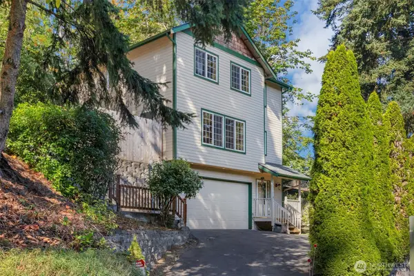 23930 100th Avenue W, Edmonds, WA 98020