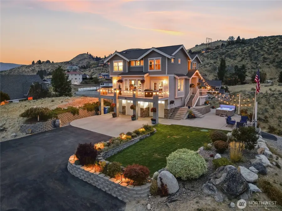 200 Crescent Street, Chelan, WA 98816 - #2