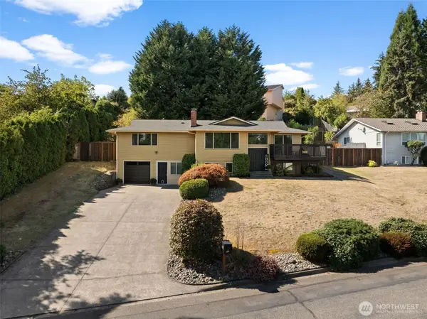 1414 Woodside Drive, Fircrest, WA 98466