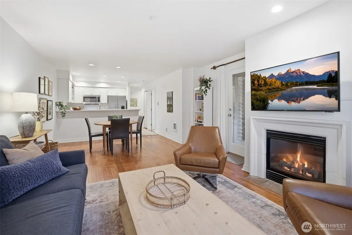 215 20th Avenue E #105, Seattle, WA 98112 - #1