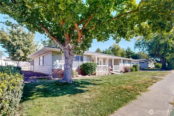 125 Scenic View Drive, College Place, WA 99324