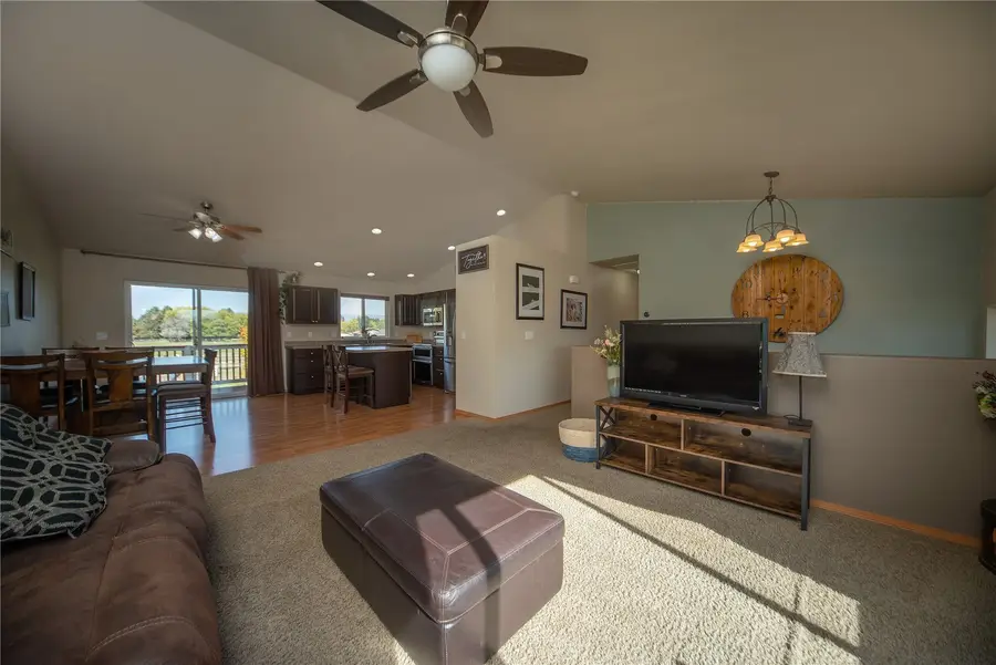 1509 E Seattle Avenue, Ellensburg, WA 98926 - #2
