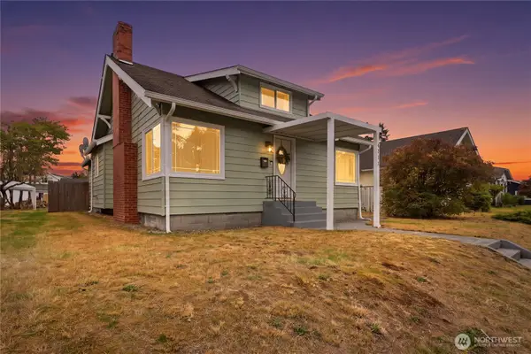 5215 S Oakes Street, Tacoma, WA 98409