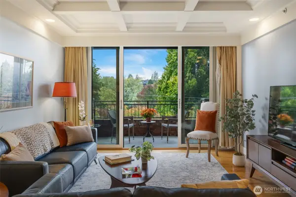 1414 1st Avenue W #403, Seattle, WA 98119