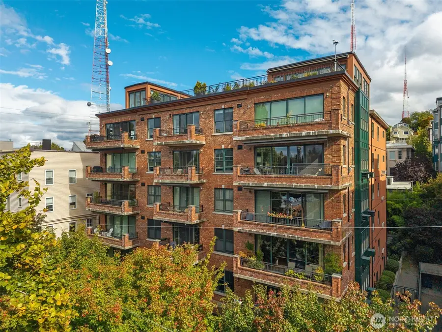1414 1st Avenue W #403, Seattle, WA 98119 - #2