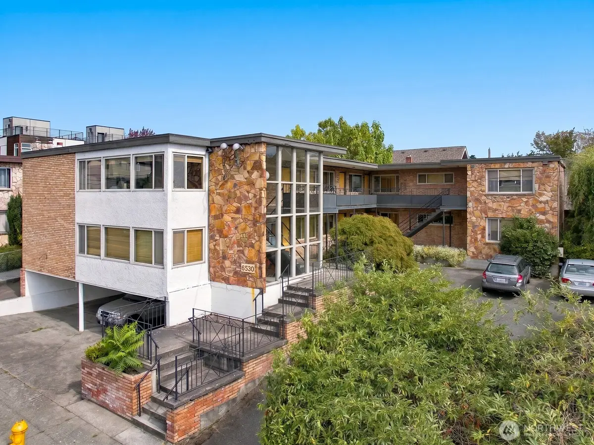 6530 24th Avenue Nw, Seattle, WA 98117 - #1