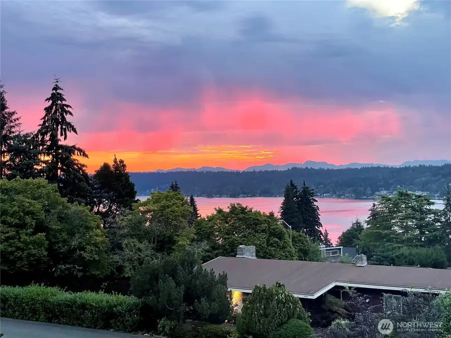 2623 170th Avenue Se, Bellevue, WA 98008 - #2