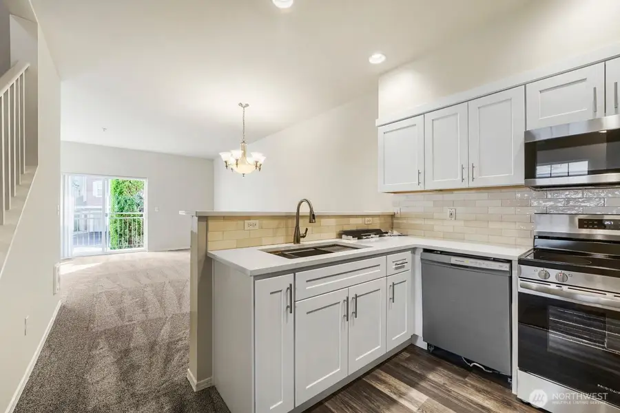1800 NE 40th Street #F3, Renton, WA 98056 - #3
