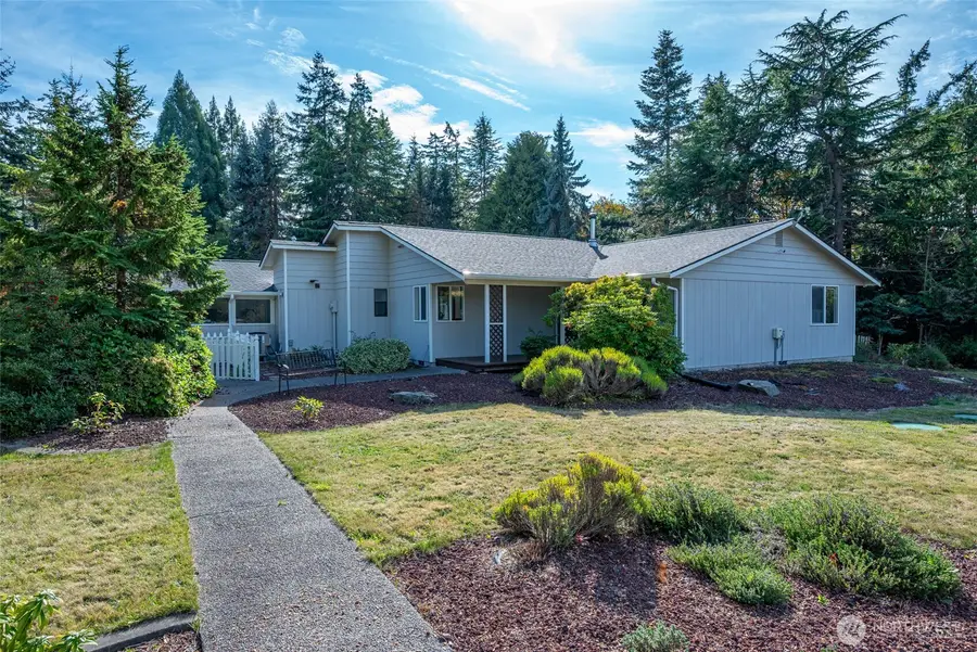 410 Silver Lake Road, Oak Harbor, WA 98277 - #2