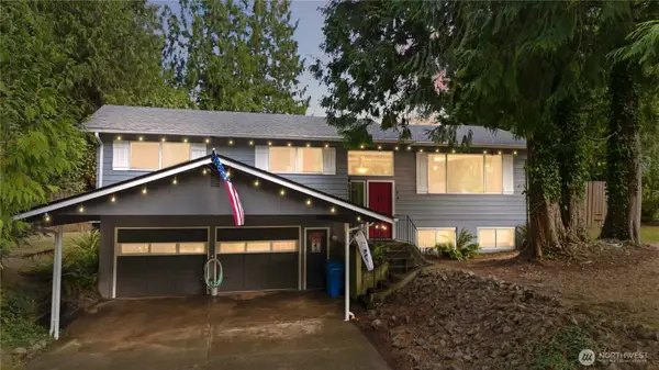 134 E Canyon View Drive, Longview, WA 98632