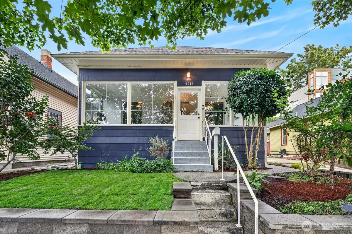 4218 26th Avenue Sw, Seattle, WA 98106 - #1