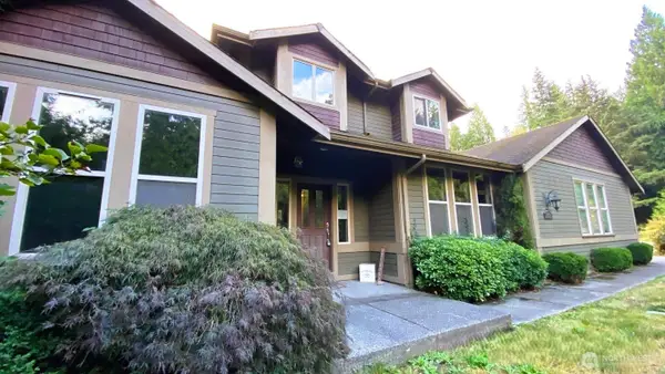 18301 62nd Street E, Bonney Lake, WA 98391