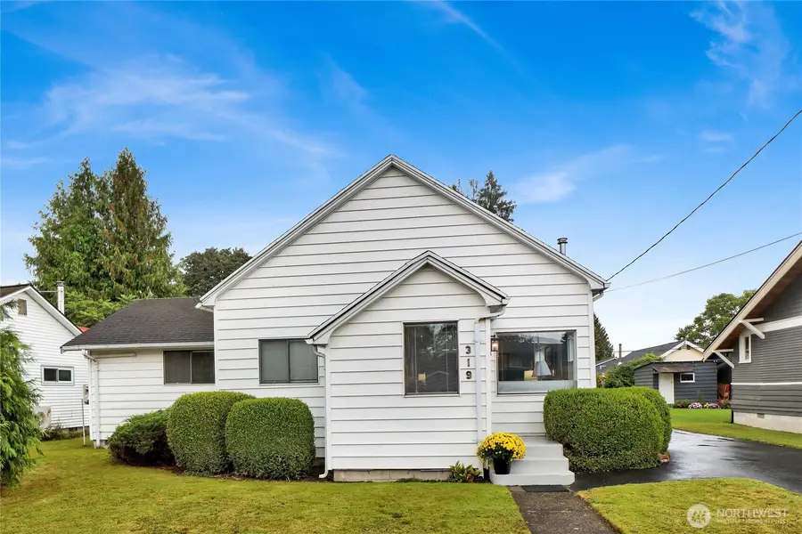 319 First Street, Sumas, WA 98295 - #2
