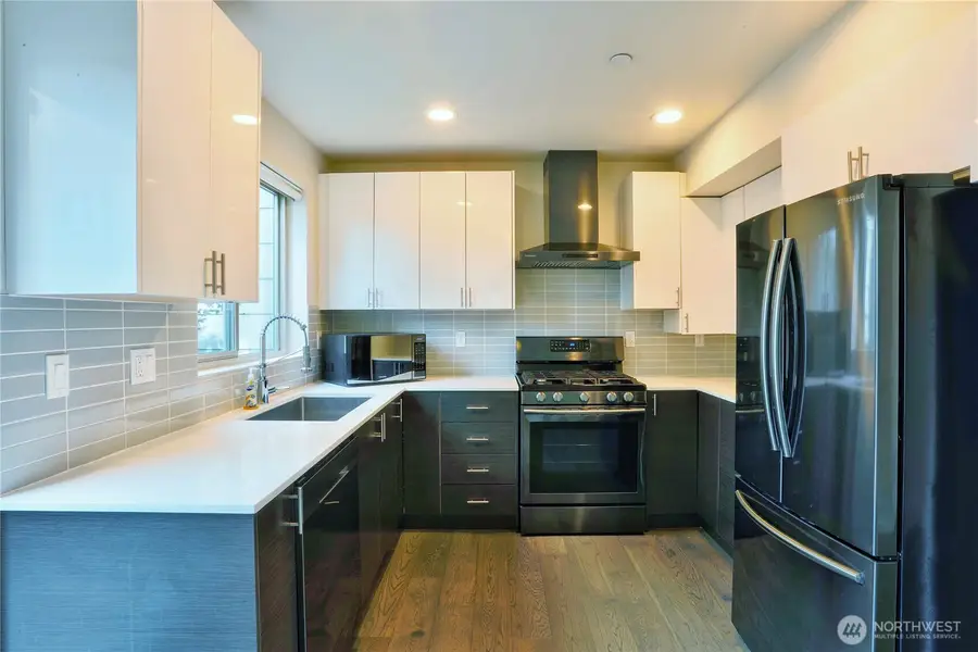 7531 43rd Avenue S, Seattle, WA 98118 - #2