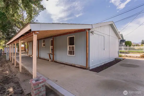 327 Easy Street, Wenatchee, WA 98801