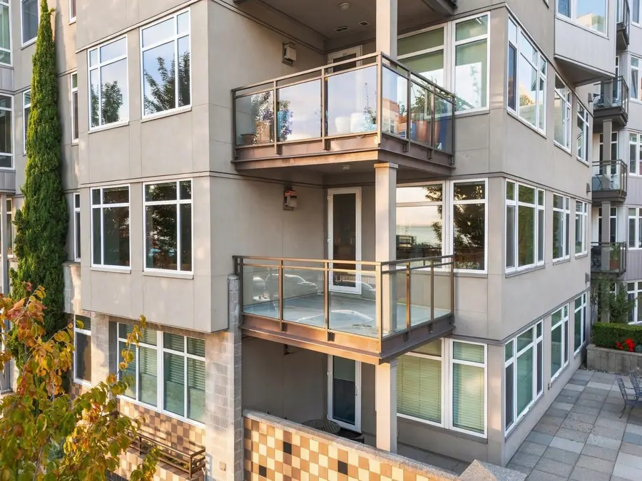 2000 Alaskan Way #256, Seattle, WA 98121 - #3