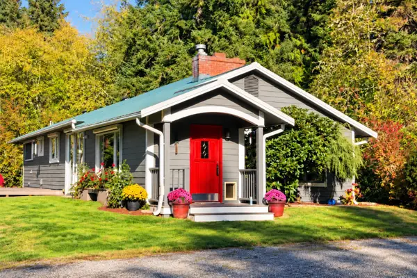 3193 NW Weed Lane, Poulsbo, WA 98370